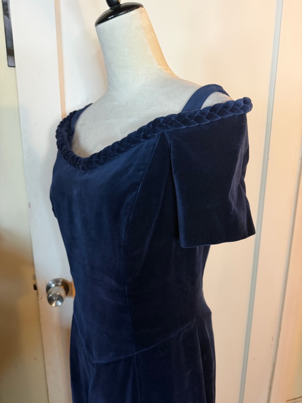 Watters Midnight Blue Velvet Off the Shoulder Maxi Dress Wedding Event Formal - Picture 9 of 14